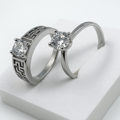 Beautifull Crafted Pearl Couple Ring