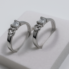 Beautifull Crafted Heart Couple Ring