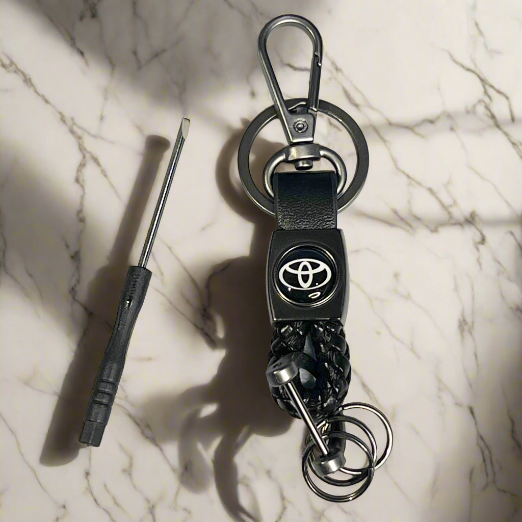 7 Pcs Stylish and charming Key Chain for Everyday Use